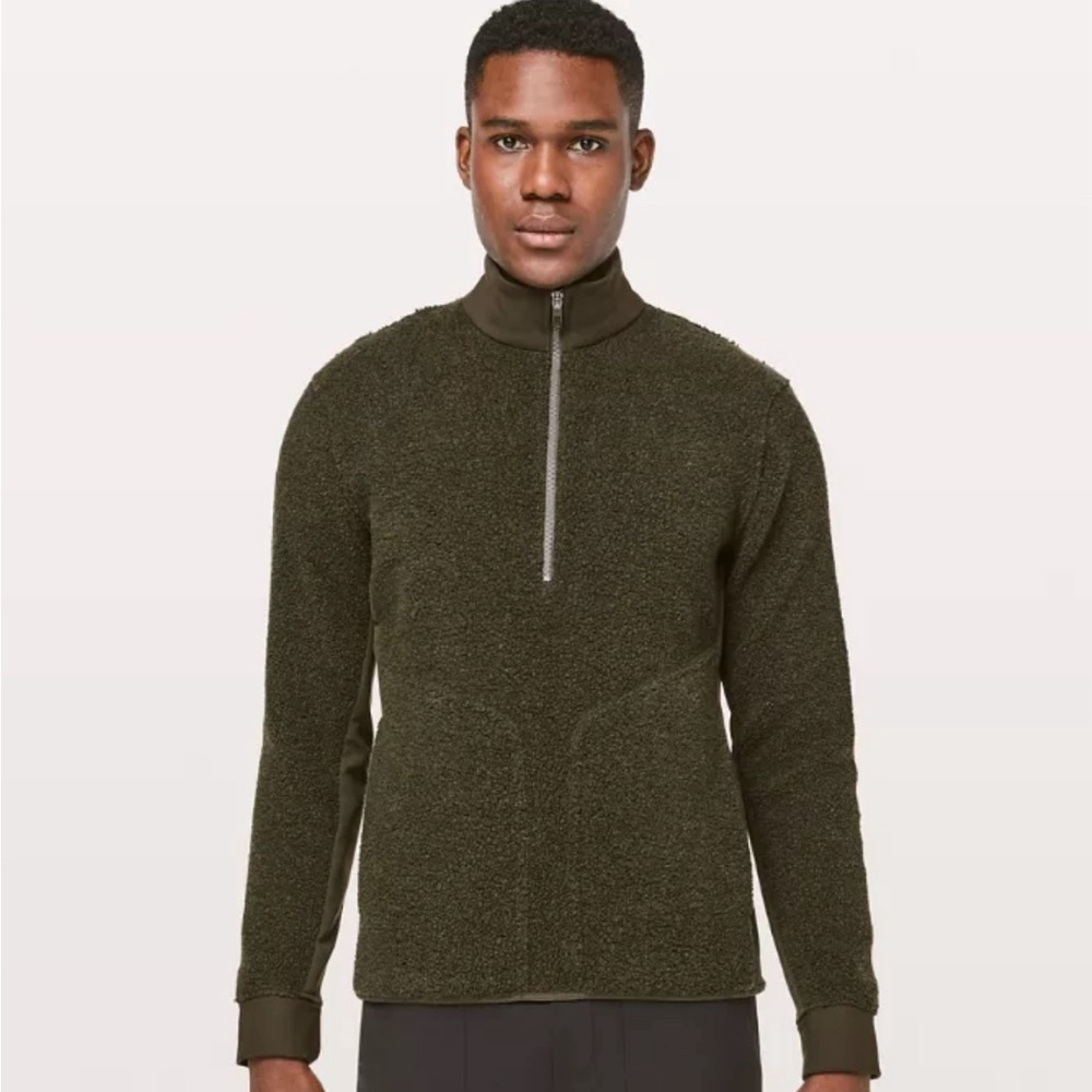 Lululemon Men’s Tundra Trek Half Zip - LARGE